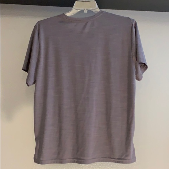 NIKE SIZE LARGE DRI FIT SHORT SLEEVE TOP - Picture 5 of 6